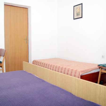 Apartments Ana Ровинь Экстерьер фото