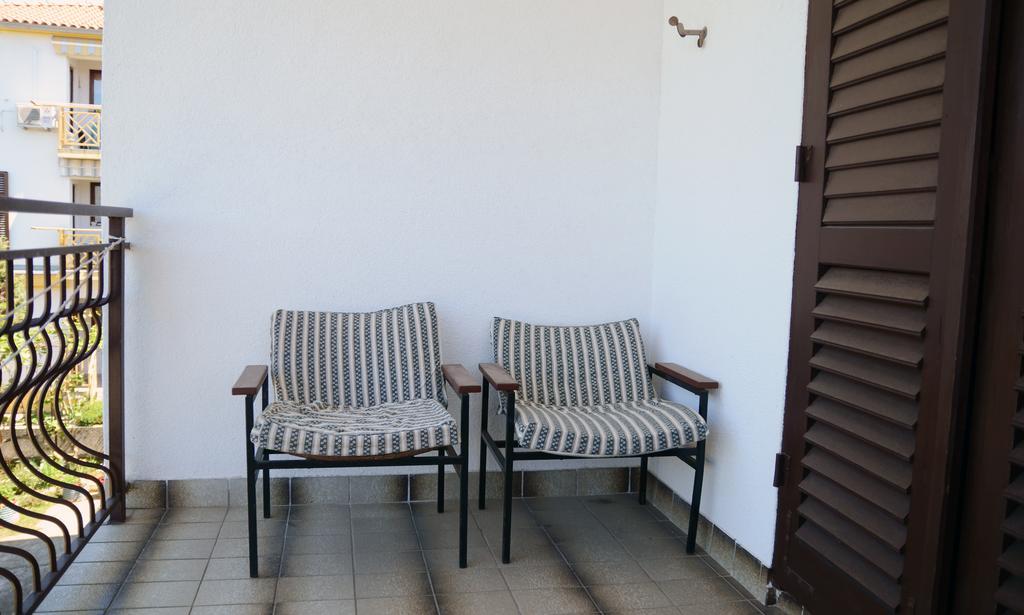 Apartments Ana Ровинь Экстерьер фото