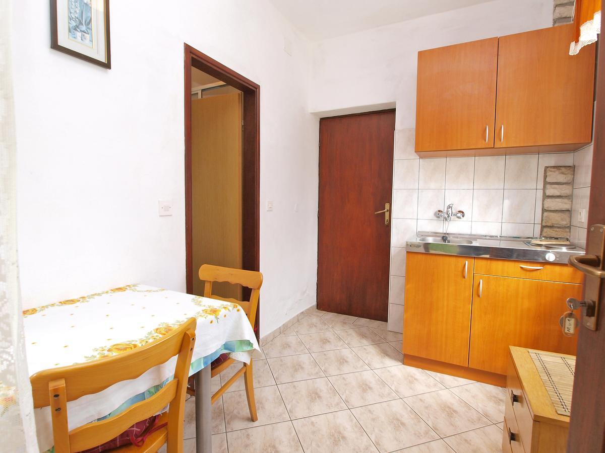 Apartments Ana Ровинь Экстерьер фото