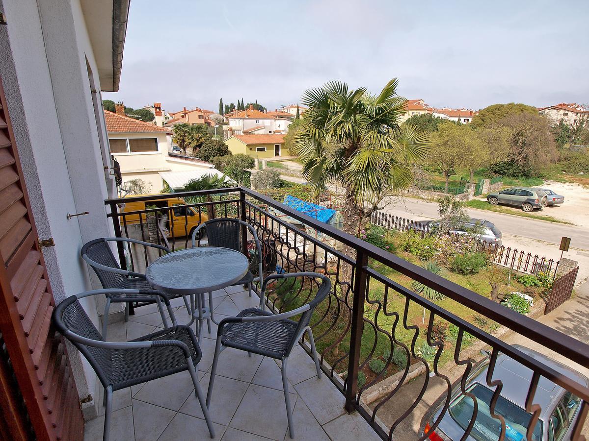 Apartments Ana Ровинь Экстерьер фото