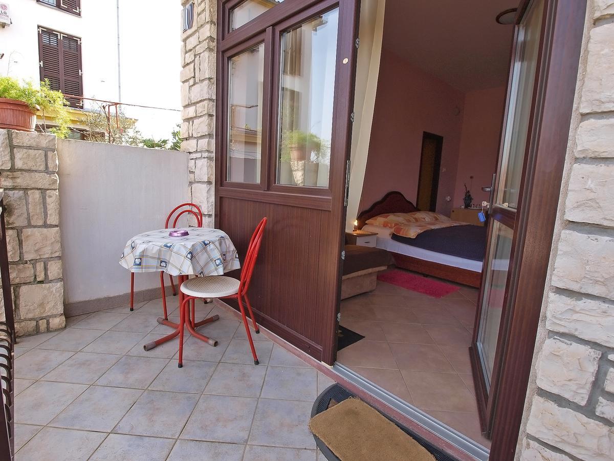 Apartments Ana Ровинь Экстерьер фото